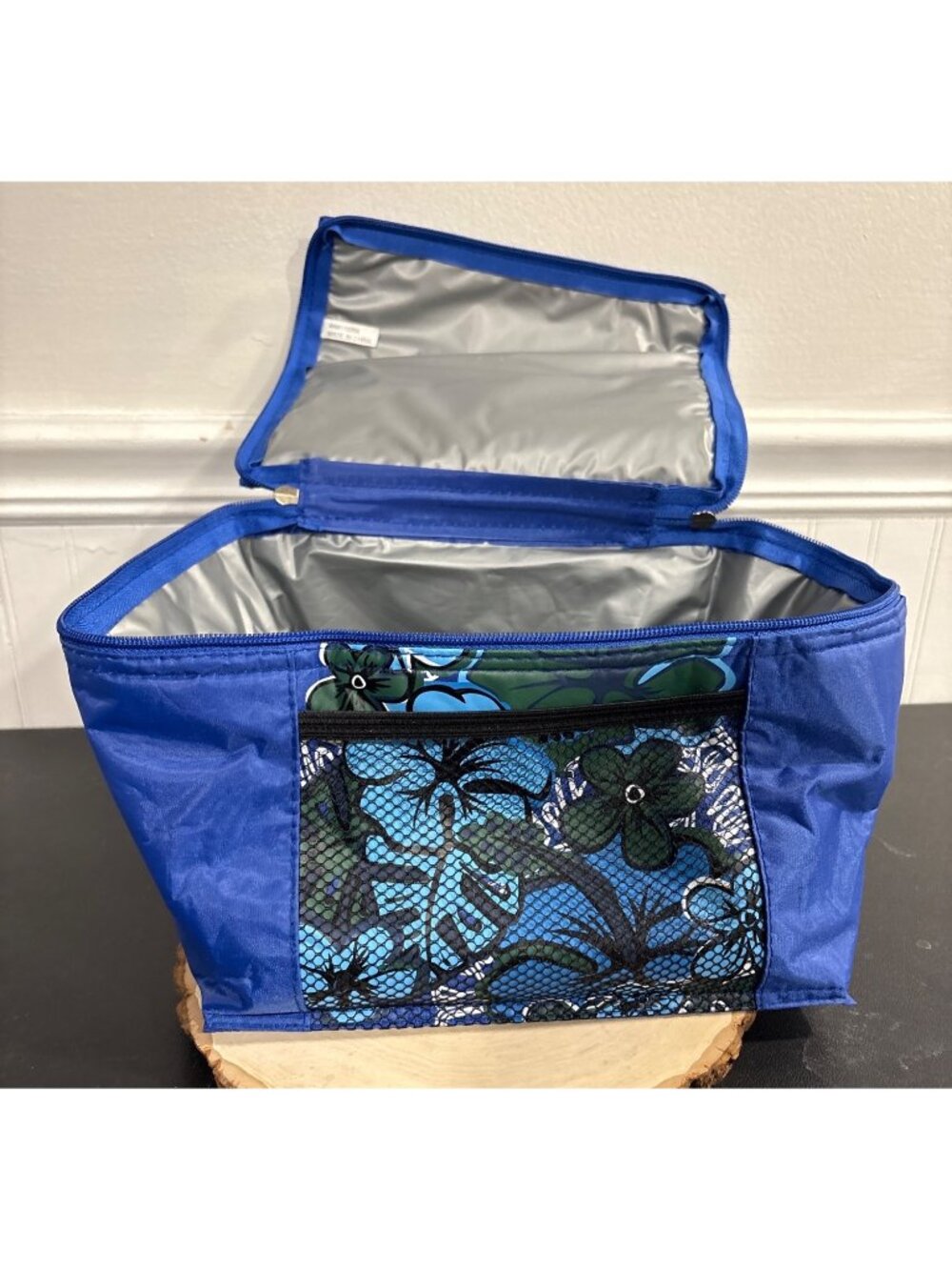 3 Nesting Blue Insulated Lunch Bags With Zipper Closure & Floral Mesh Pocket - Picture 8 of 14